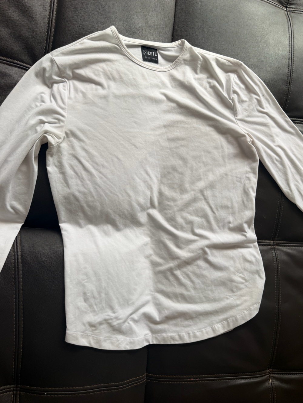Cuts Clothing Men's White Long-Sleeve Crew Neck Shirt